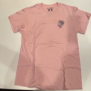 Pink rose tshirt
